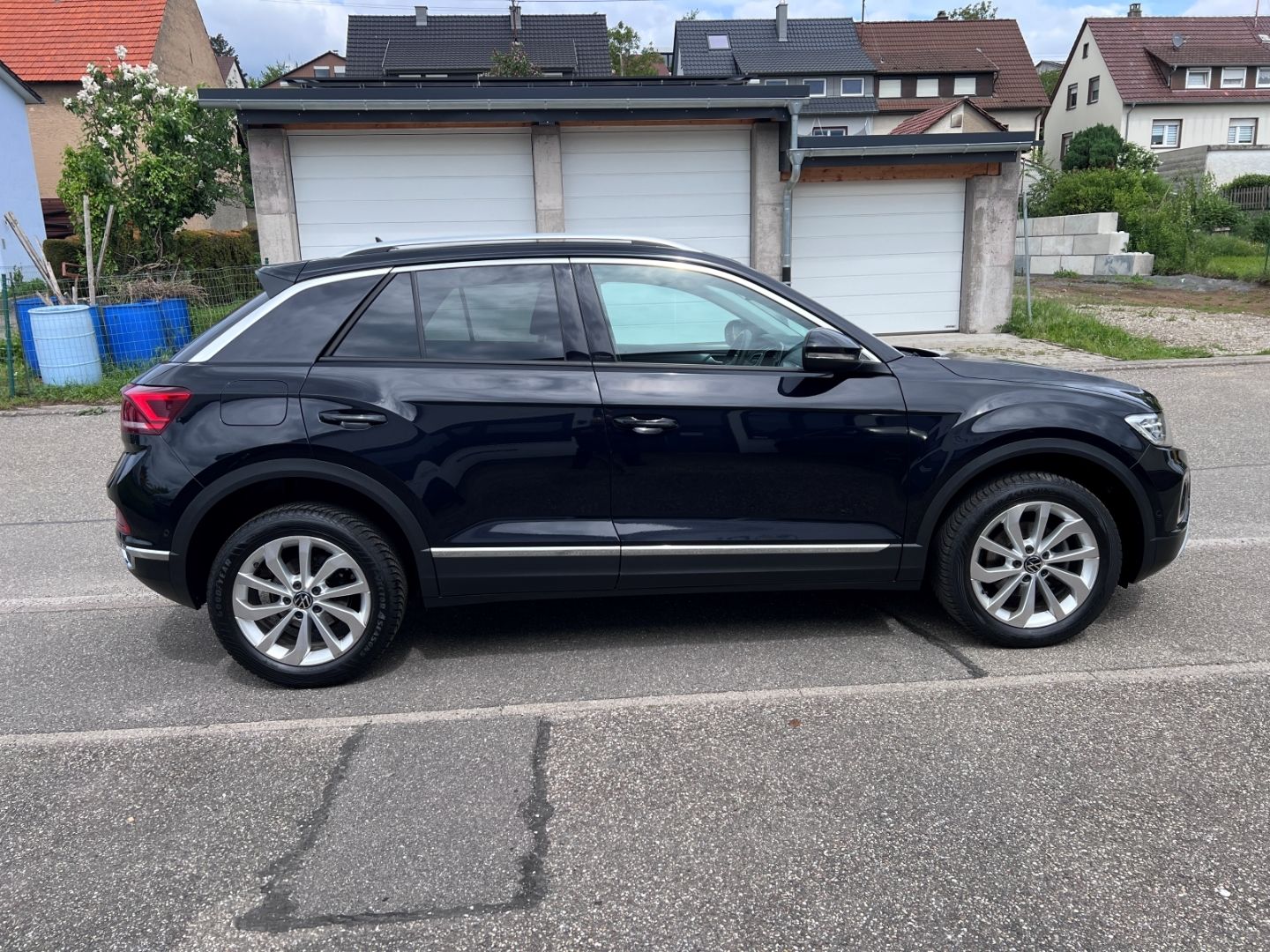Volkswagen T-Roc 1.0 TSI Style - Samsaru's Car Outlet
