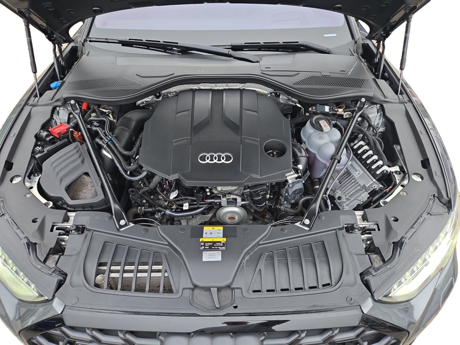 Audi A8 50 TDI S LINE - Samsaru's Car Outlet