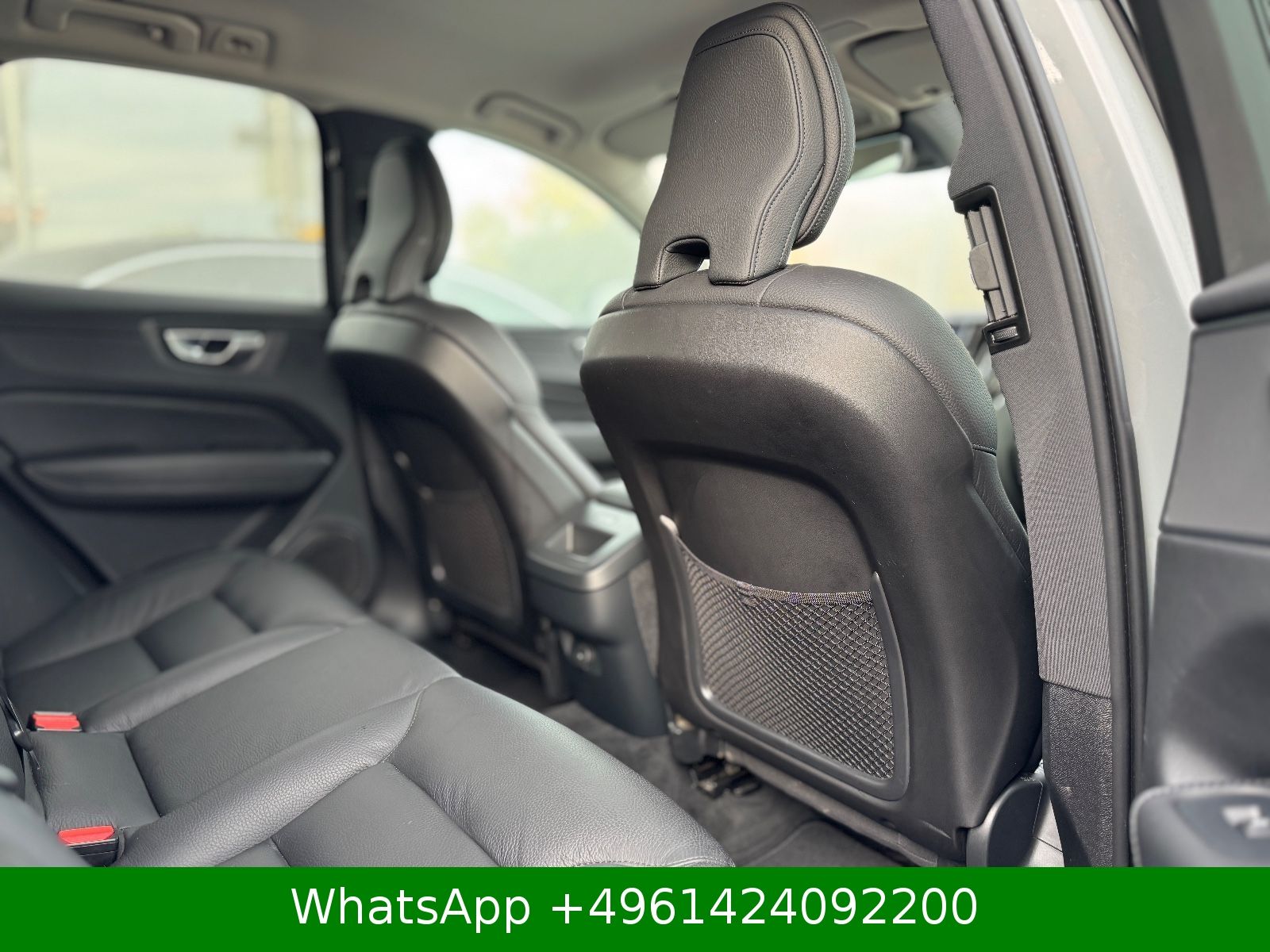 Volvo XC60 Plus Dark AWD AHK|KAMERA|H&K