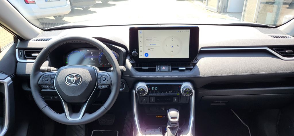 Toyota RAV 4 2.5 4x2 Hybrid - Samsaru's Car Outlet
