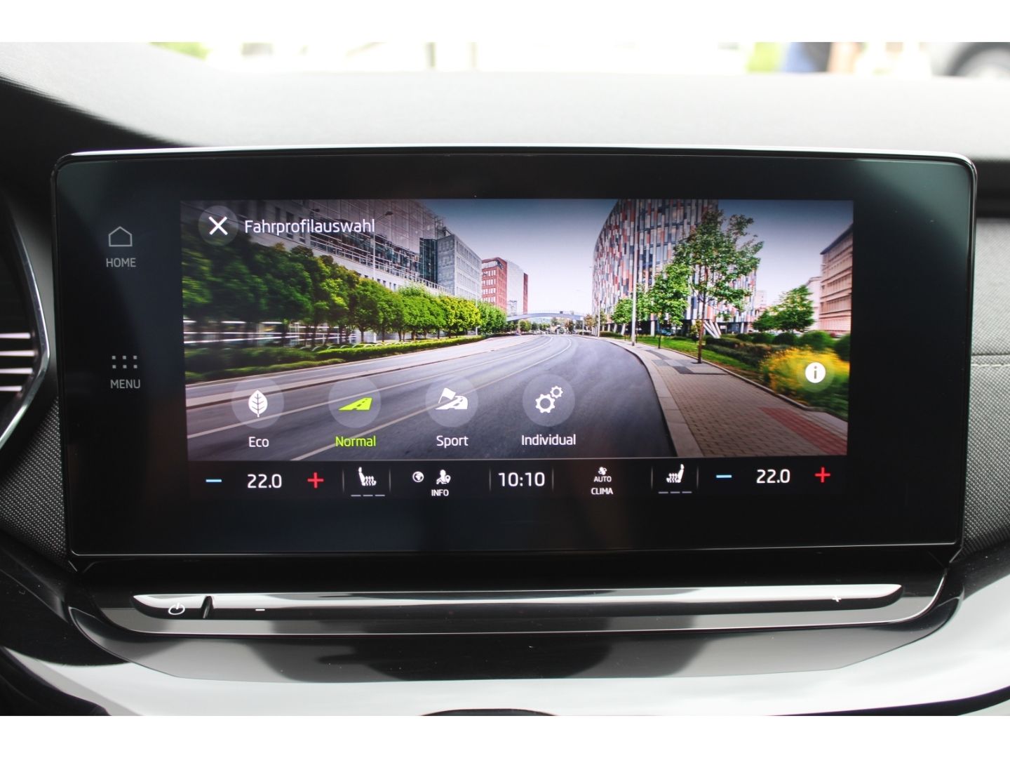 Skoda Octavia Sportline 1.5 TSI - Samsaru's Car Outlet