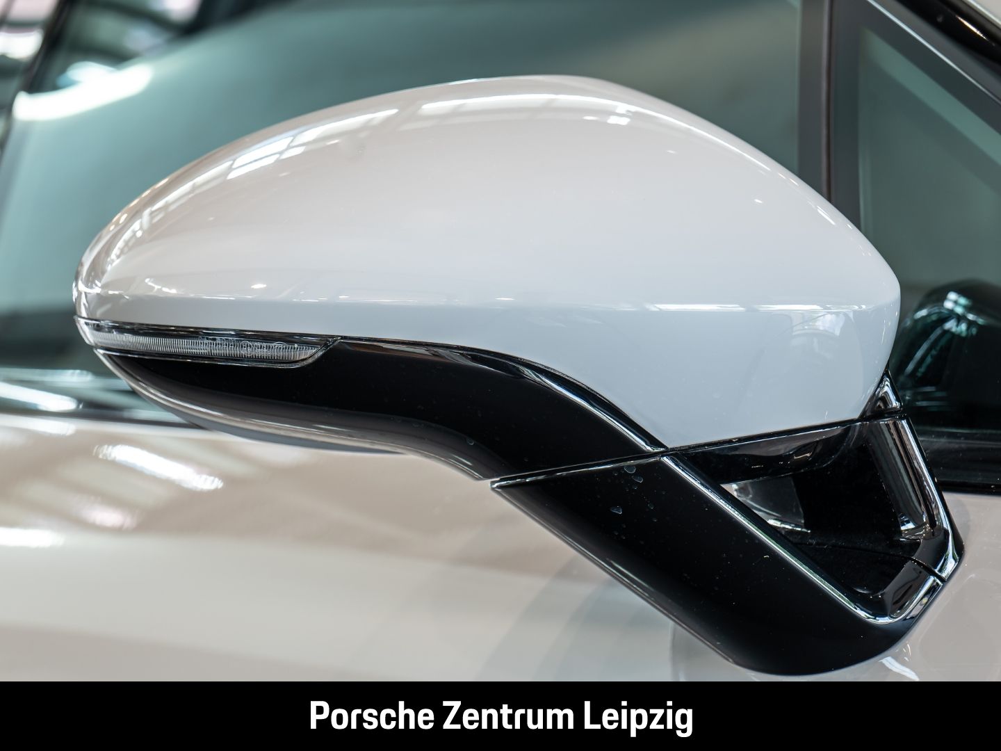 Porsche Panamera 4S E-Hybrid Sportabgas HA-Lenkung HUD