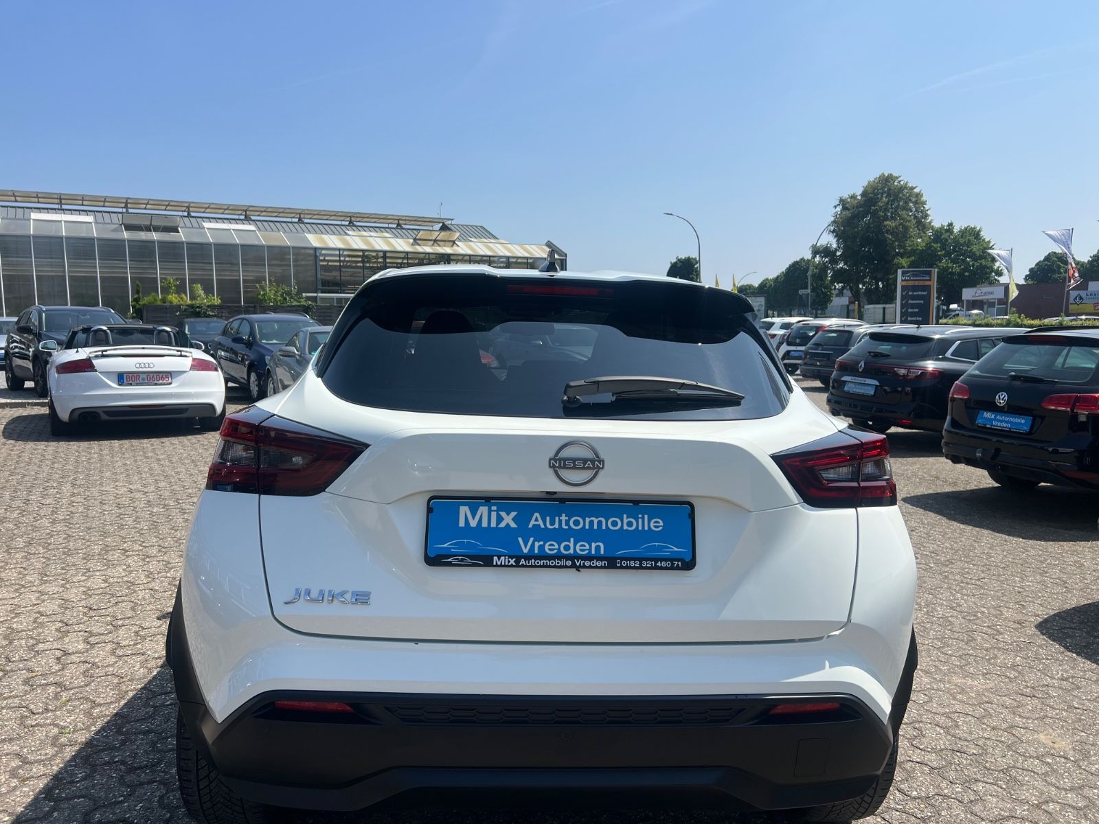 Nissan Juke N-Connecta - Samsaru's Car Outlet