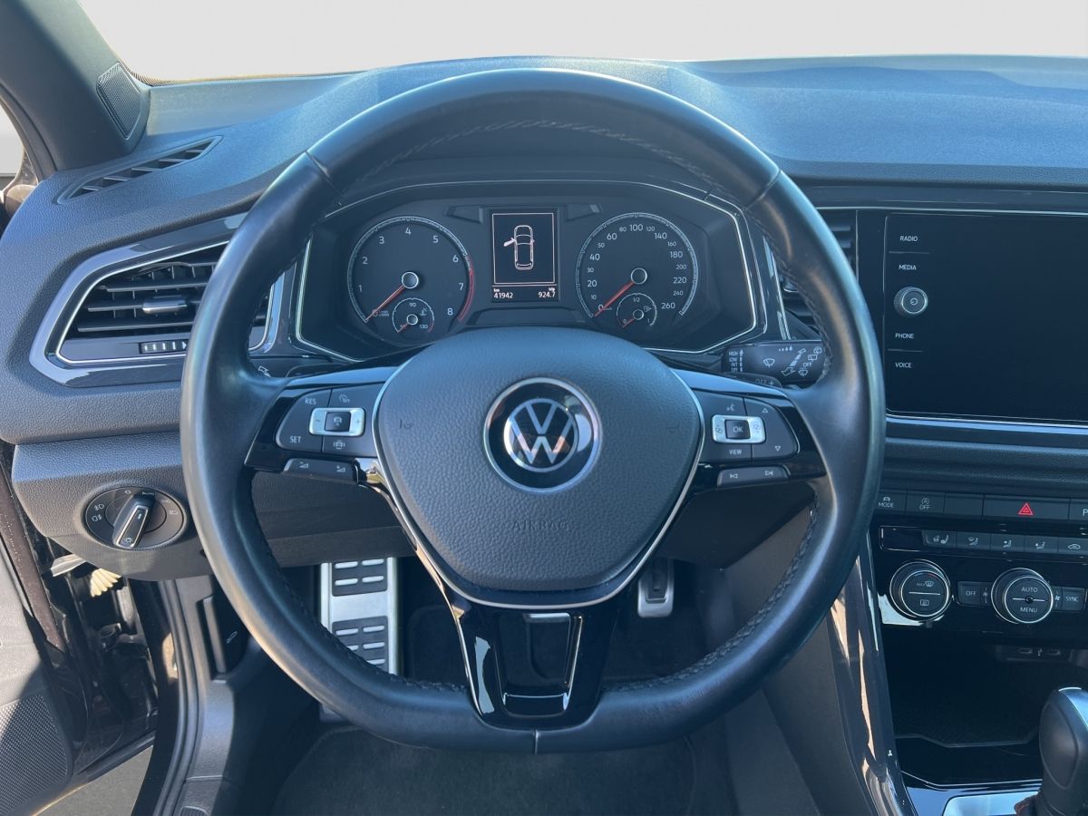Volkswagen T-ROC Sport 1.5 TSi DSG - Samsaru's Car Outlet