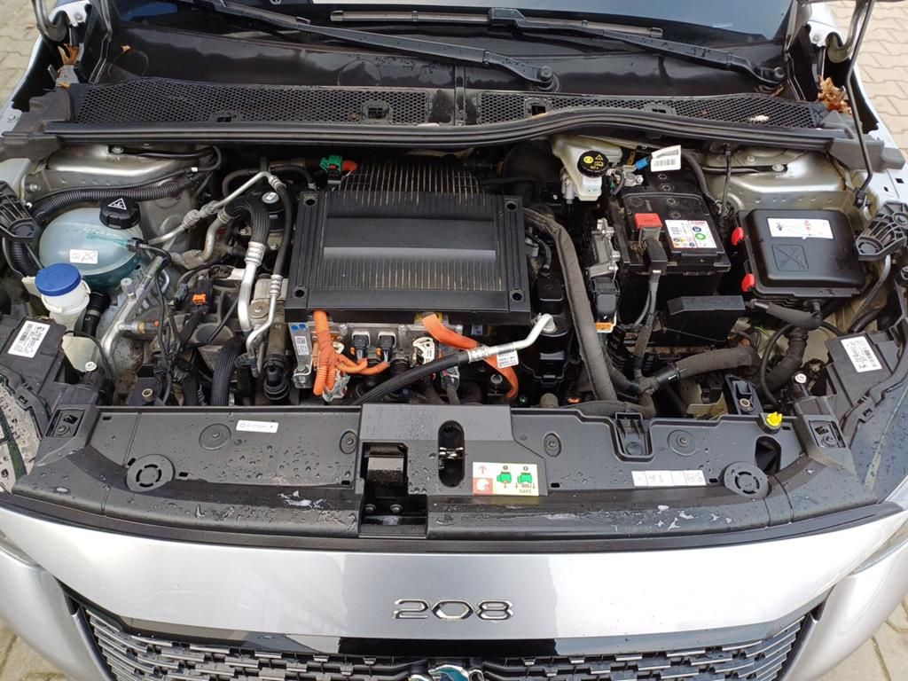 Peugeot e-208 Active Pack - Samsaru's Car Outlet