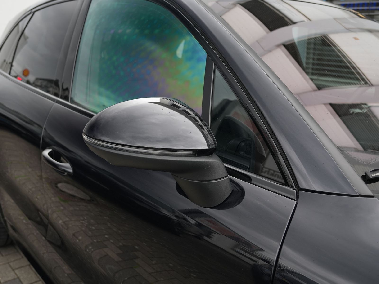 Porsche E-Hybrid SPORTDESIGN-HINTERACHSL.-PDCC-HUD-VOLL
