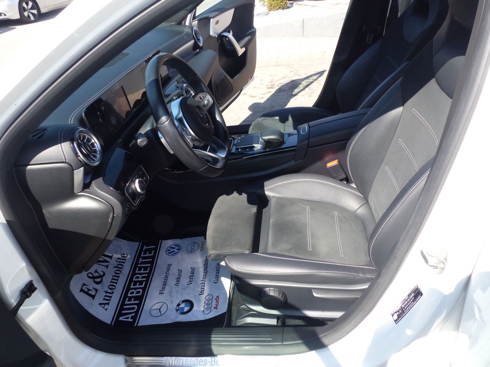 Mercedes-Benz A 180 Edition - Samsaru's Car Outlet