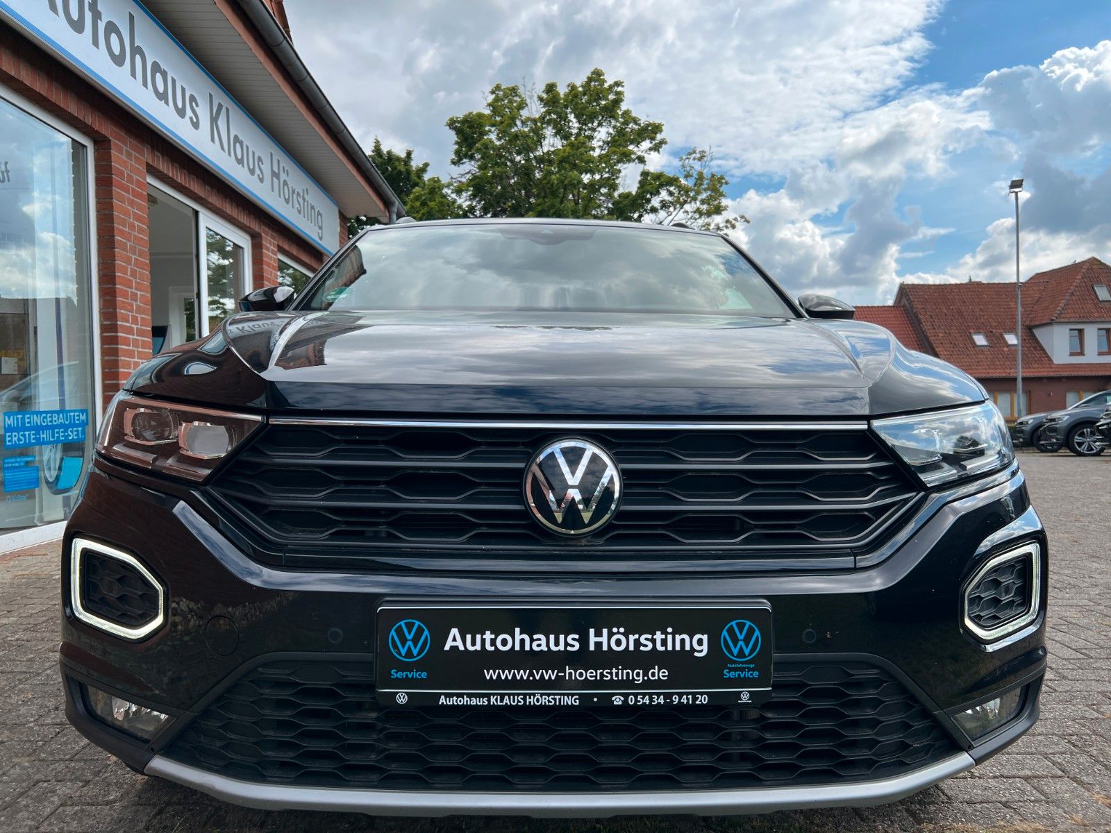 Volkswagen T-Roc 1.5TSi DSG Black - Samsaru's Car Outlet