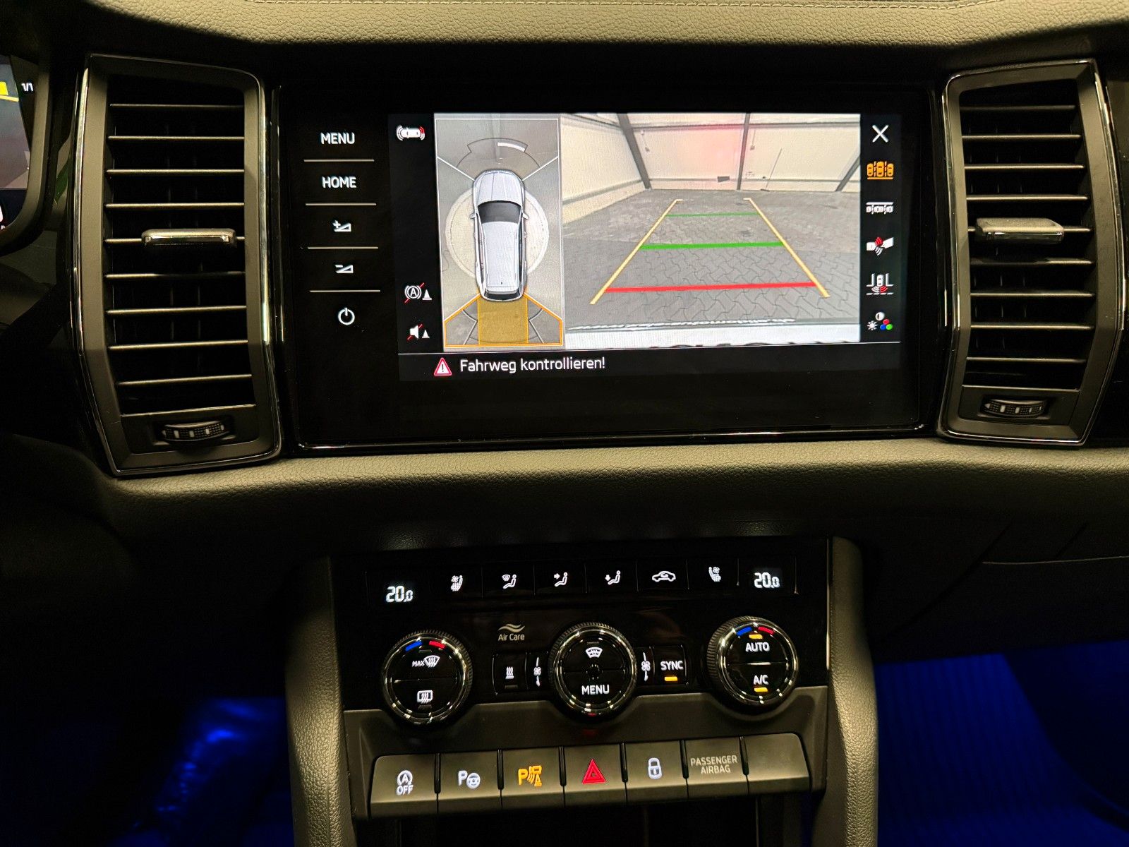 Skoda Kodiaq L&K 4x4 *LEDER*MASSAGE*360*AHK*Standhzg*