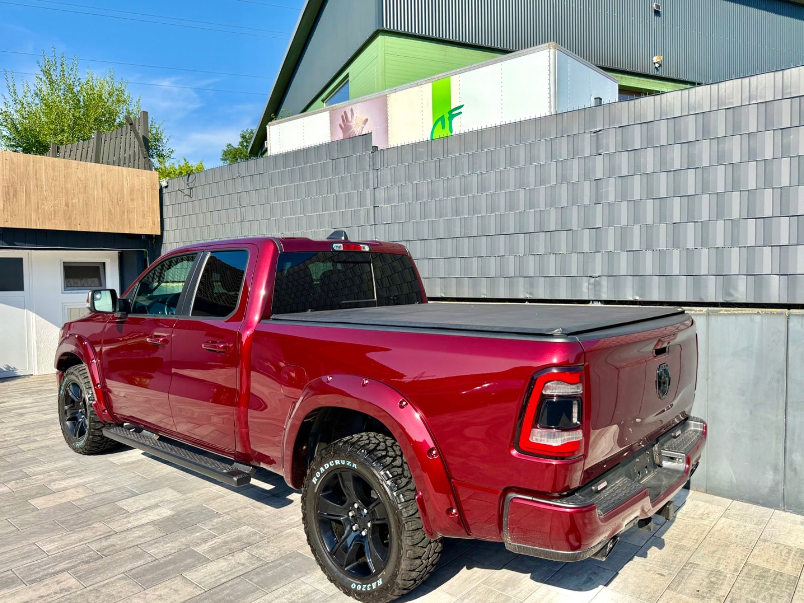 Dodge RAM 5,7 V8 HEMI-WIDEBODY-MONSTER-OFFROAD-EXTREM