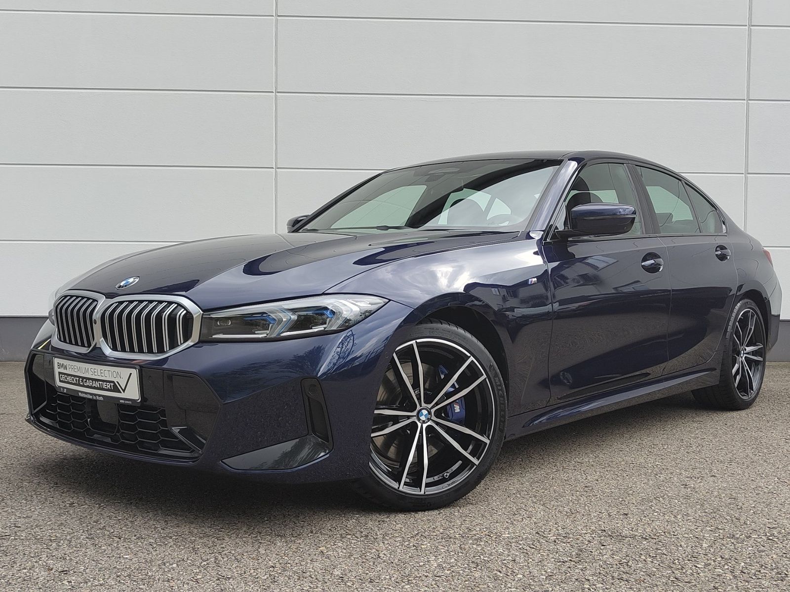 BMW 330i xDrive M Sportpaket - Samsaru's Car Outlet