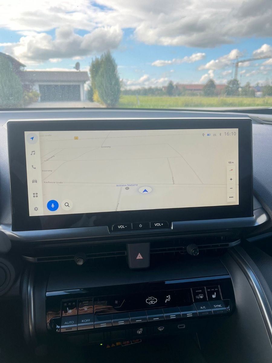 Toyota C-HR Plug-In Hybrid Teamplayer + Technik Paket