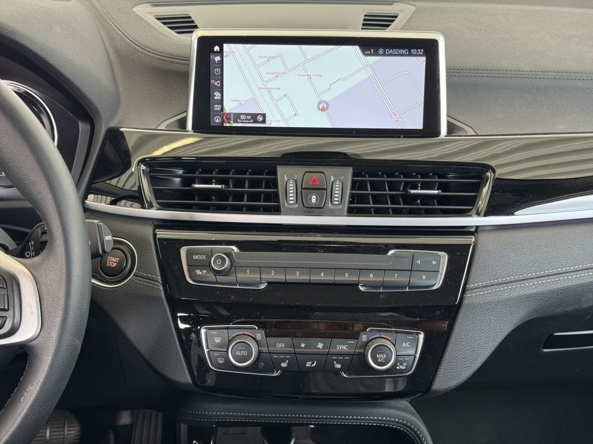 BMW X1 xDrive25e Sport Line - Samsaru's Car Outlet