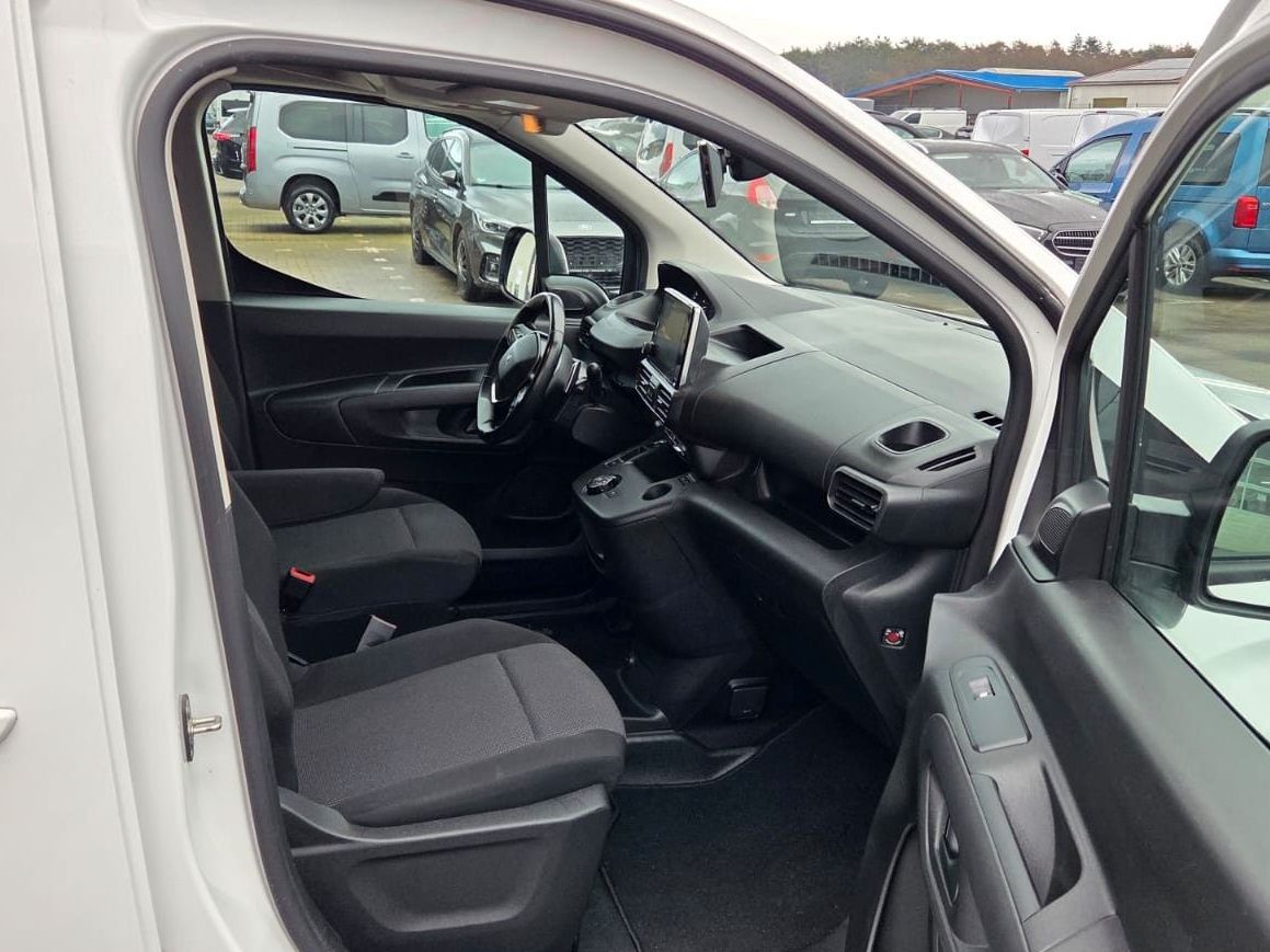 Peugeot Partner l1 1,5d - Samsaru's Car Outlet