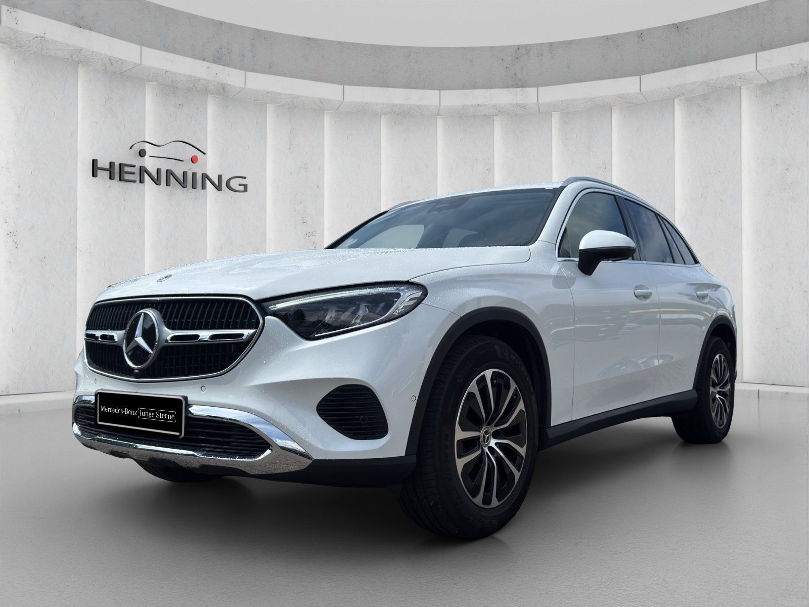 Mercedes-Benz GLC 200 Avantgarde 4M - Samsaru's Car Outlet