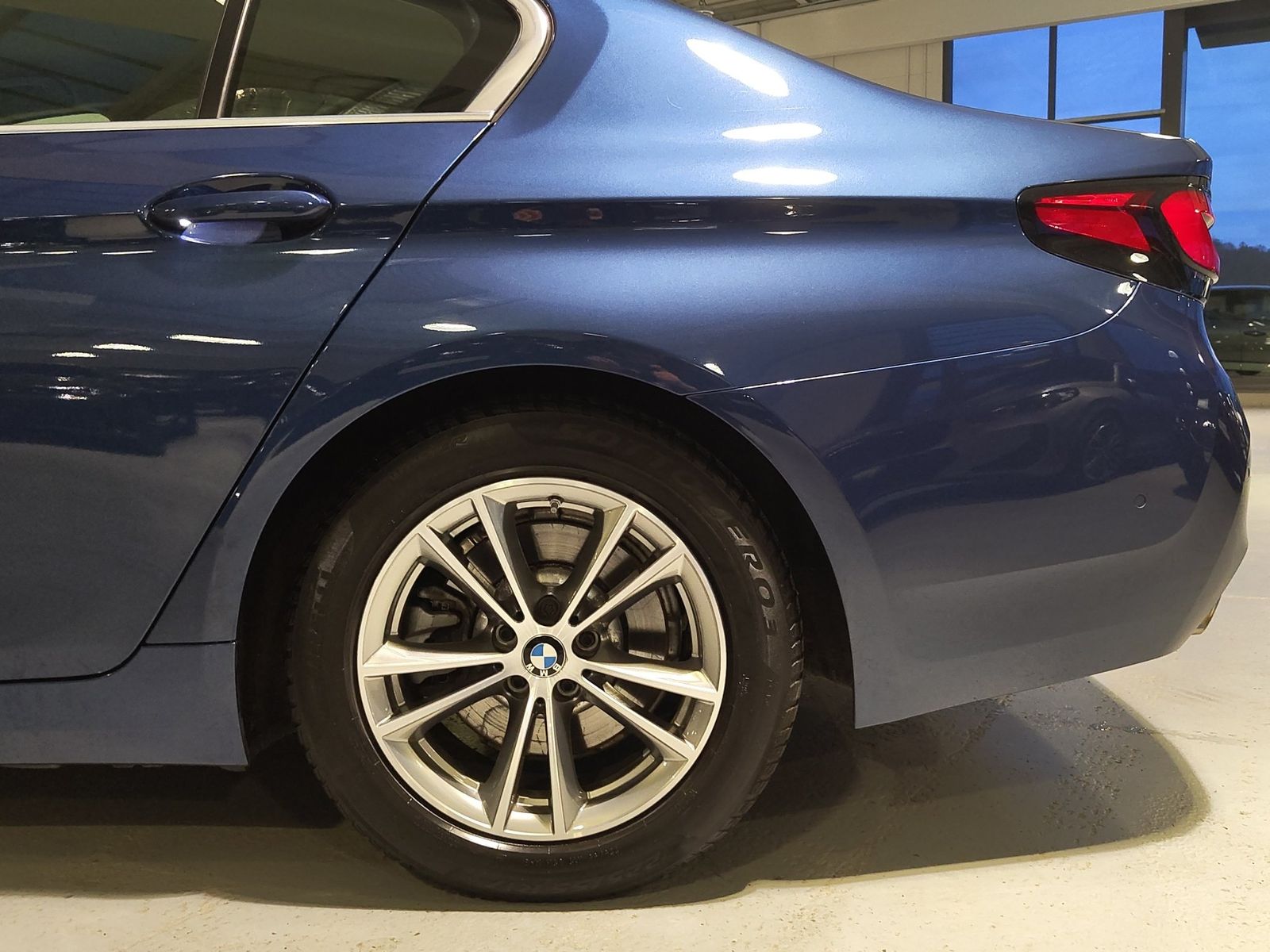 BMW 530e xDrive Lim. NaviProf*Parkassist*Sportsitze
