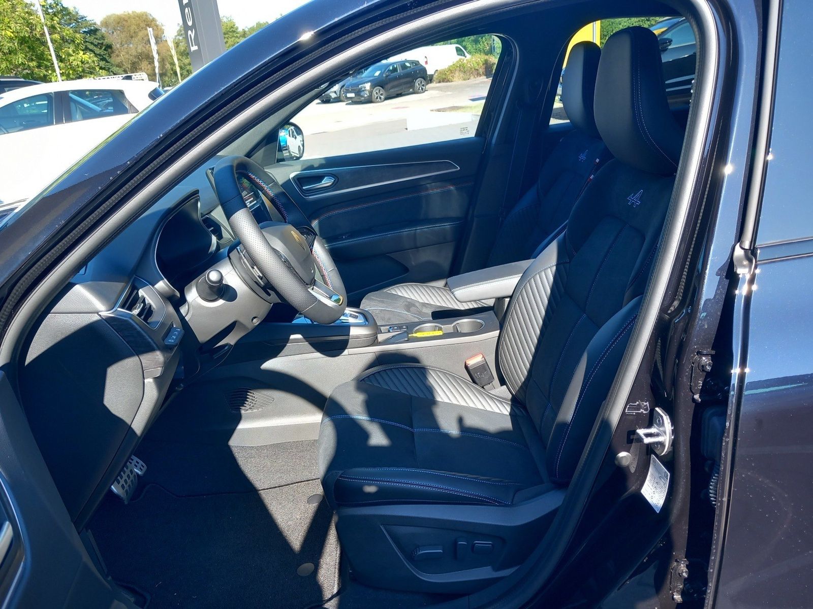 Renault Arkana ESPRIT ALPINE Mild Hybrid - Samsaru's Car Outlet