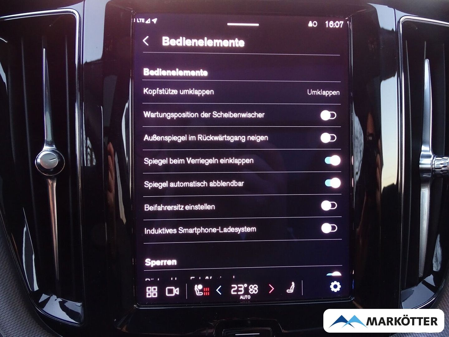 Volvo XC60 R Design AWD ACC/AHK/RFK/STHZ/LEDER