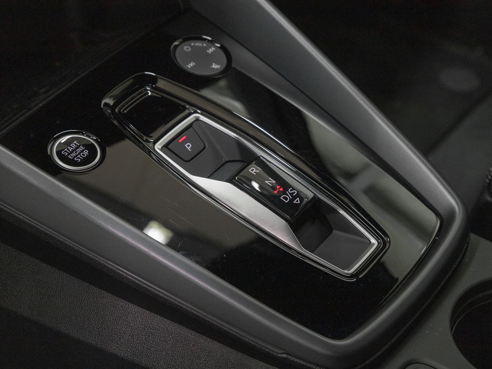 Audi A3 Sportback 30 TFSI S LINE - Samsaru's Car Outlet