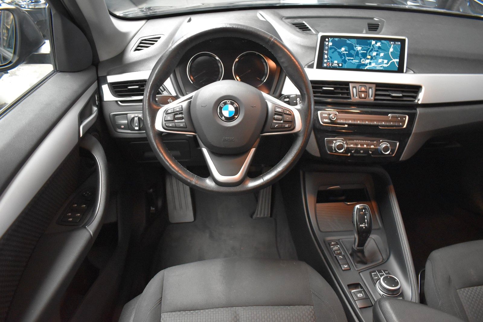BMW X1 xDrive 18 d Advantage - Samsaru's Car Outlet