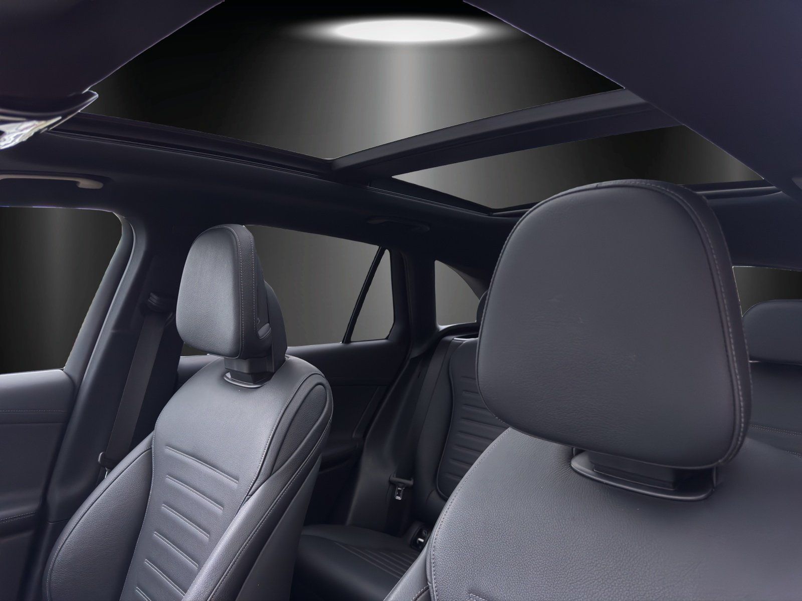 Mercedes-Benz GLC 400 e 4MATIC+AMG-Line+AIRMATIC+AHK+DISTRONIC