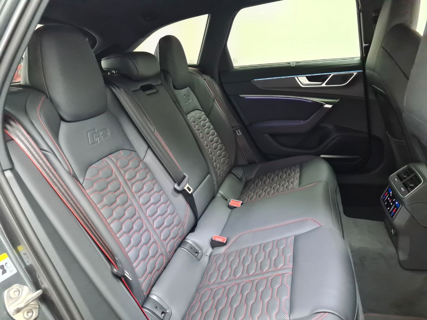 Audi RS6 Avant performance Dynamik+ MATRX Pano StHzg