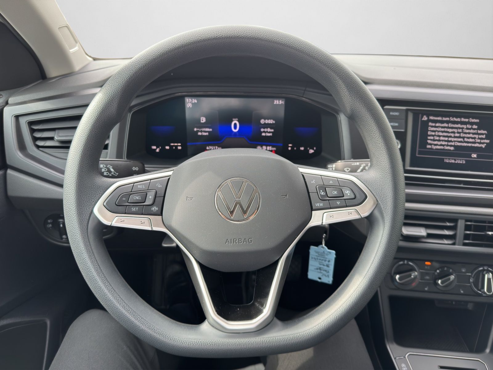Volkswagen Taigo 1.0 TSI - Samsaru's Car Outlet