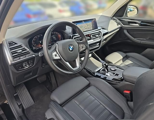 BMW X3 xDr.20d Aut. - Samsaru's Car Outlet