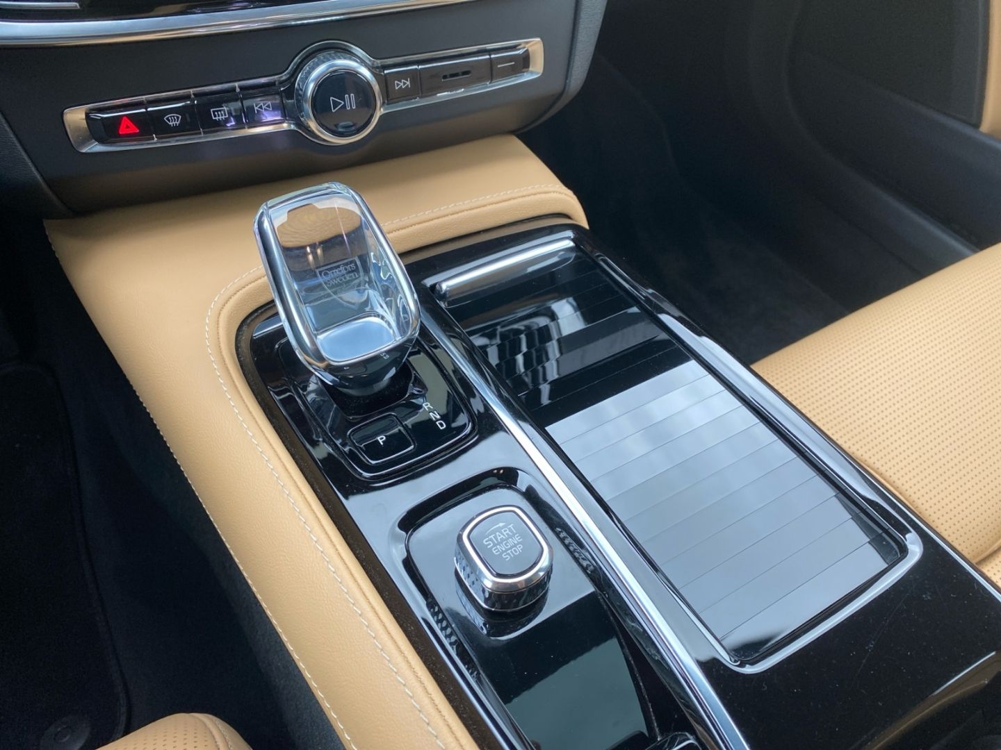 Volvo S90 Ultimate Bright T8 AWD Recharge Plug-In Hybr