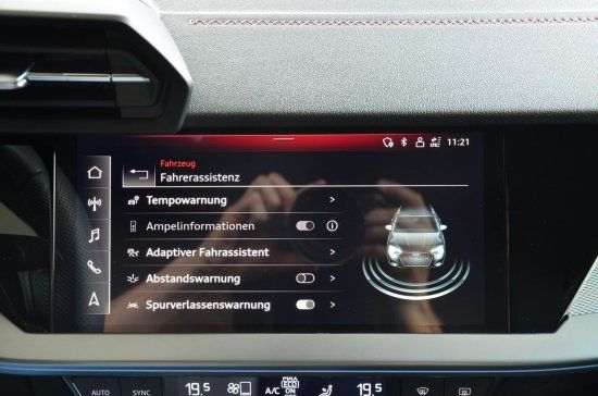 Audi A3 35 2.0 TDI Sportback S line - Samsaru's Car Outlet