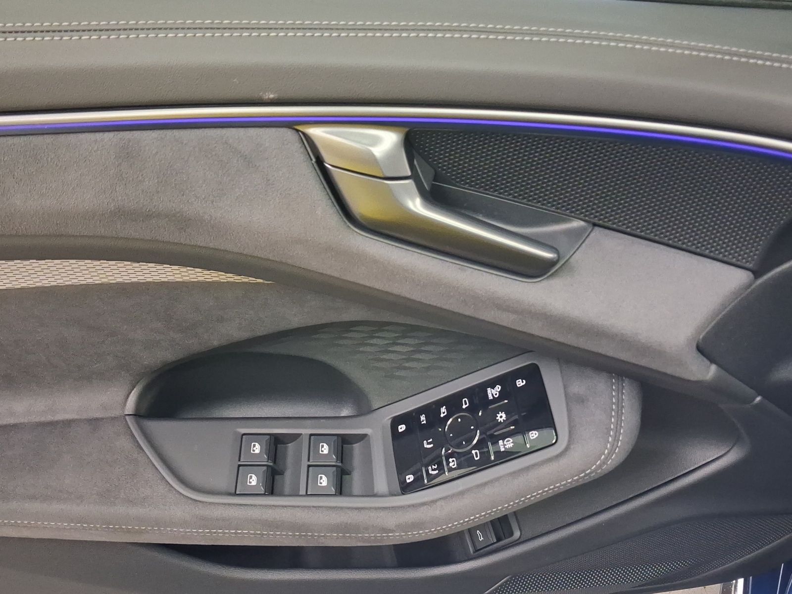 Audi A6 Avant TDI 2x S LINE LM20 MATRIX ASSIST 360
