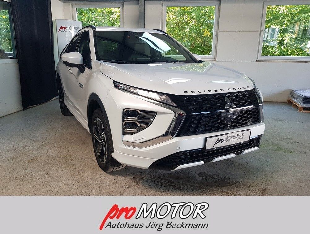 Mitsubishi Eclipse Cross 2.4 PLUG-IN HYBRID 4WD TOP mit AHK