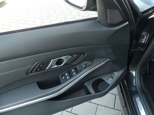BMW 320 i Tour M Sportp. AHK°ACC°-HIFI°AdLED°Akustik