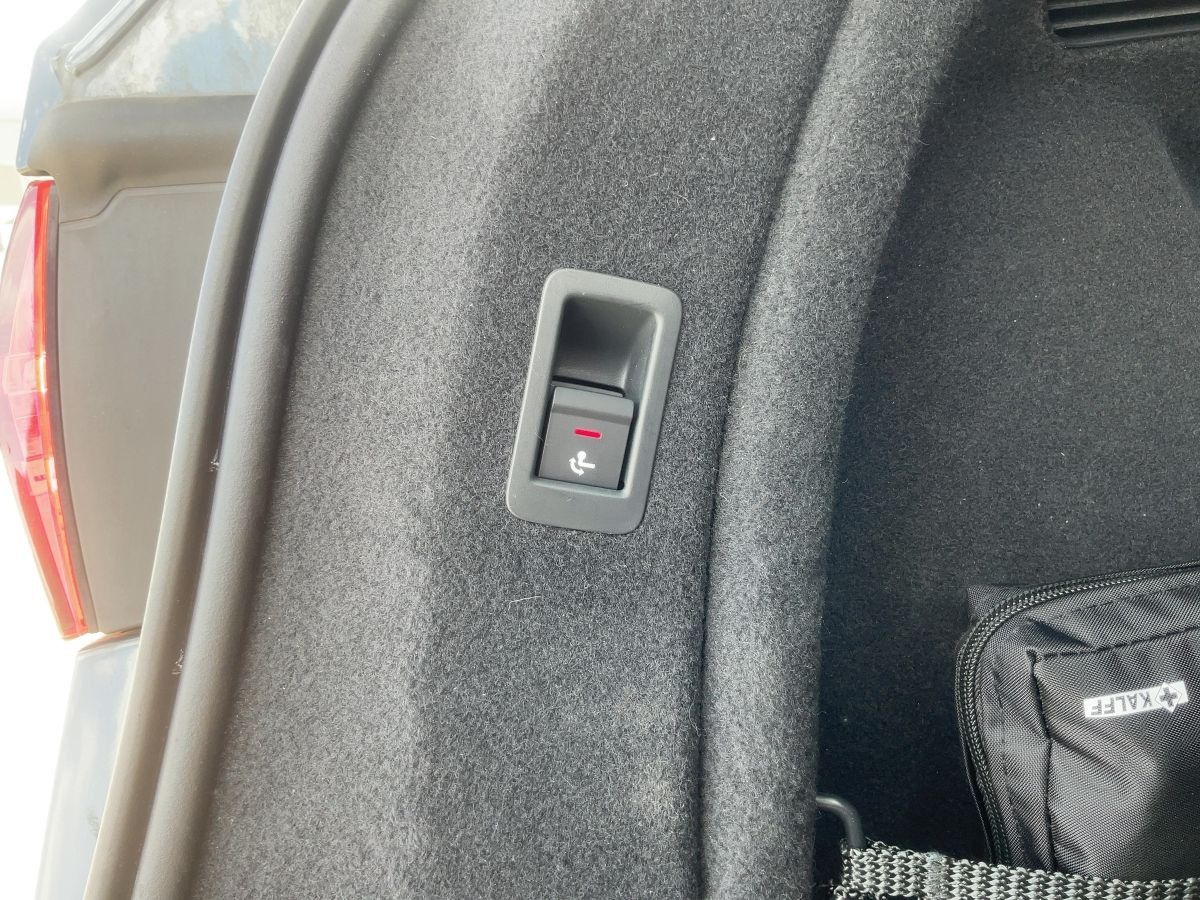 Audi A4 Avant 40 TDI S-TR ADVANCED - Samsaru's Car Outlet