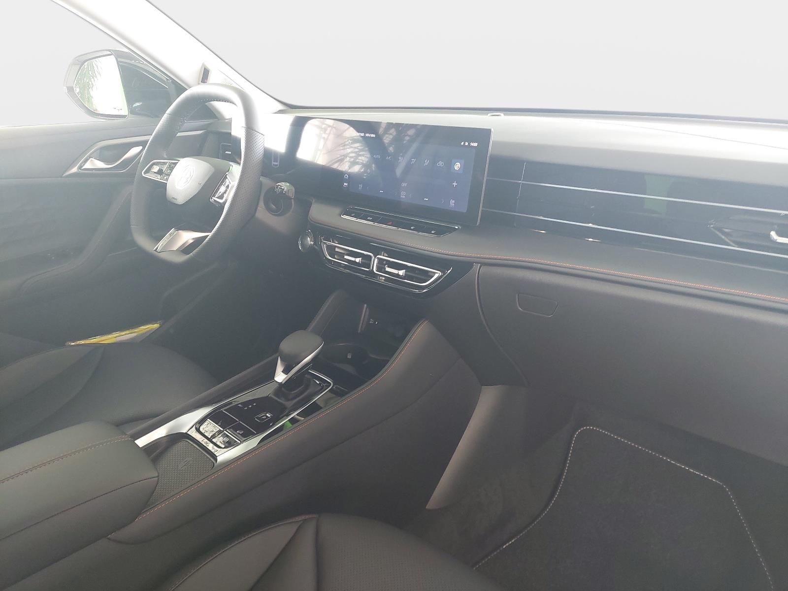 MG HS 1.5 PLUG-IN-HYBRID LUXURY LEDER 360-GRAD-KAME