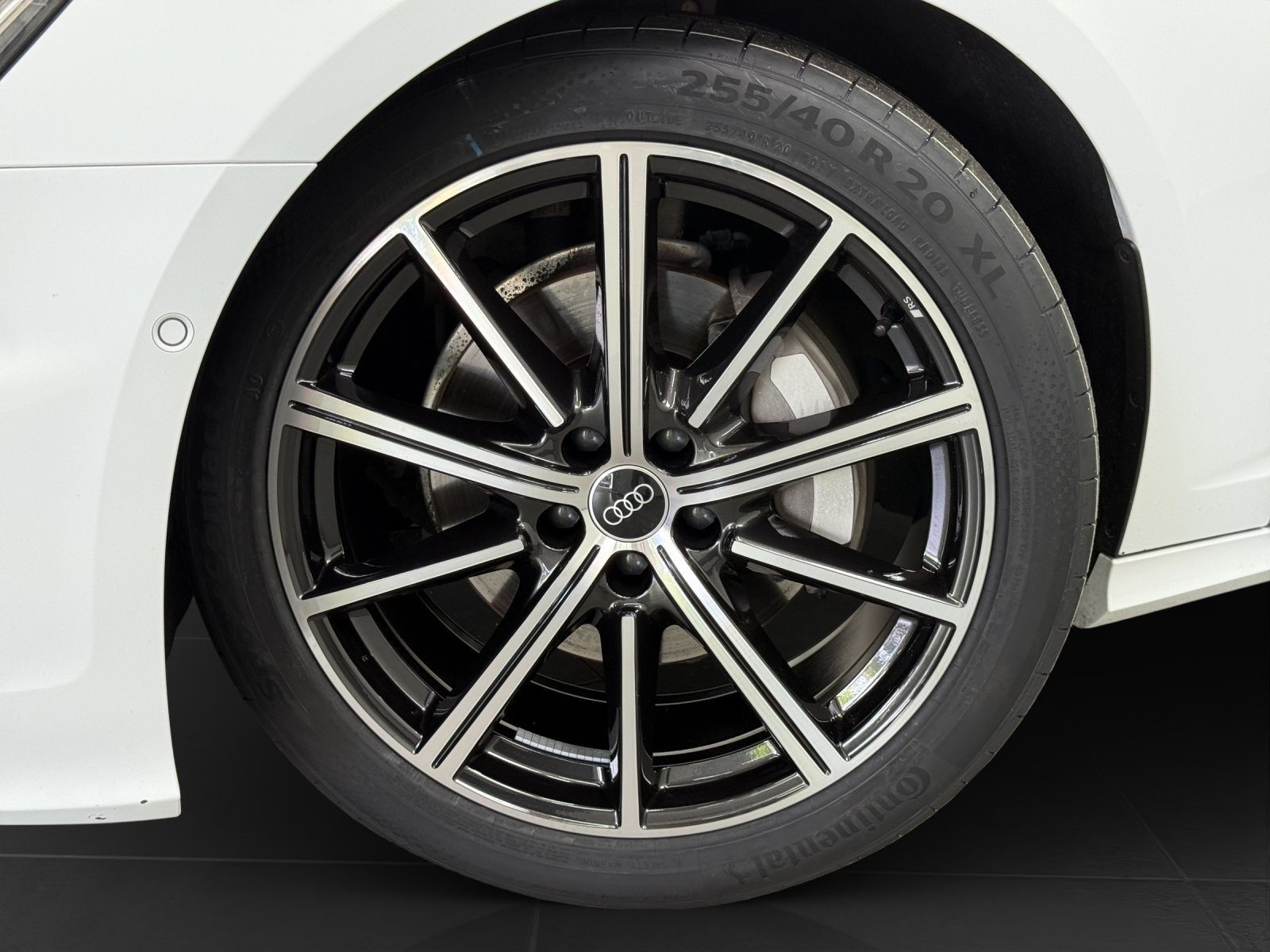 Audi A6 Limousine 45 TDI Q S LINE - Samsaru's Car Outlet