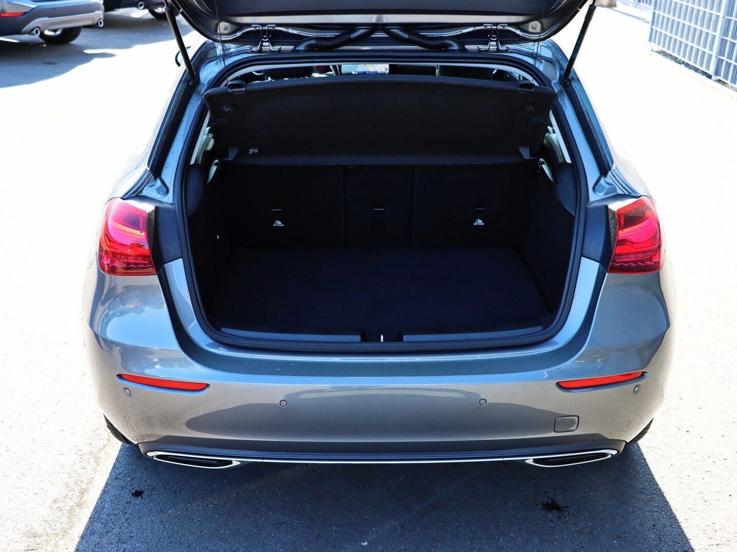 Mercedes-Benz A 200 Progressive - Samsaru's Car Outlet