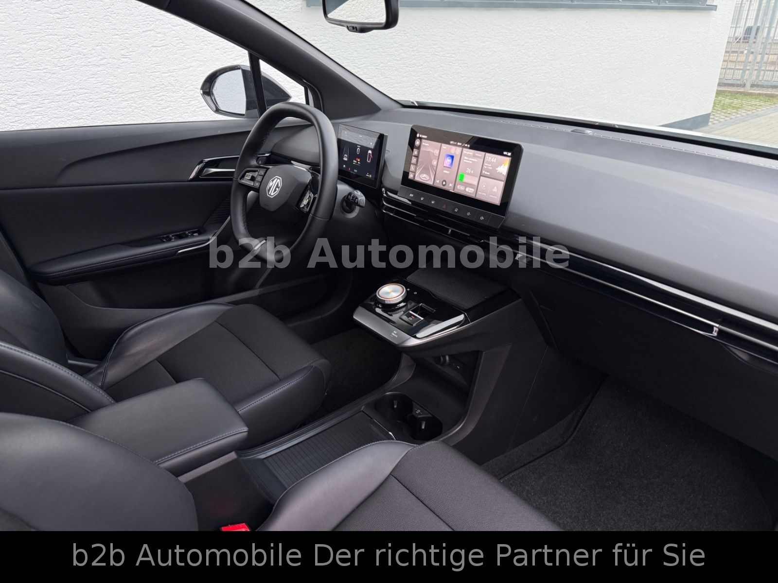 MG4 Luxury /360°/LED/Key/Wärmepumpe/FaceLift!!