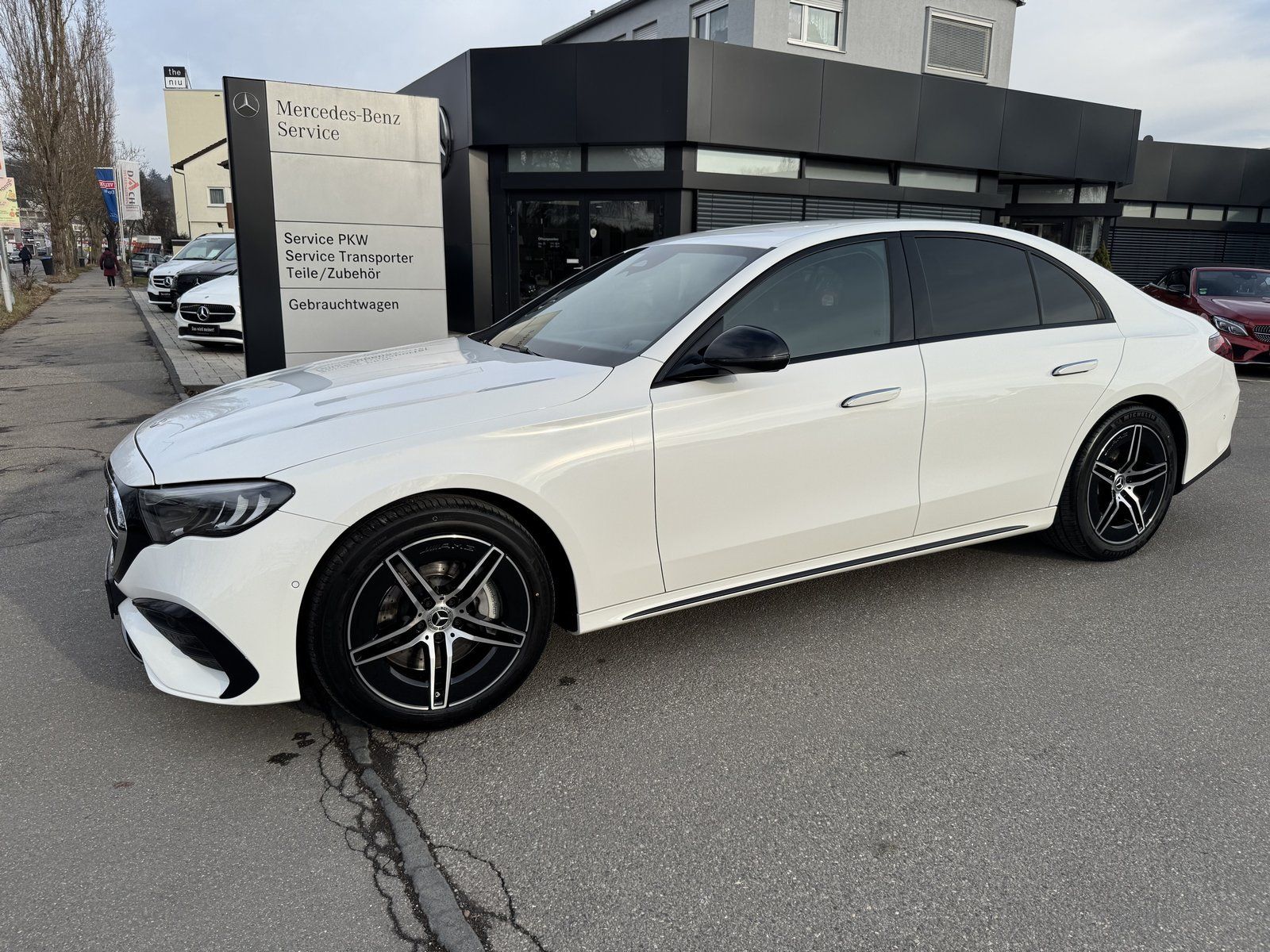Mercedes-Benz E 220 d AMG - Samsaru's Car Outlet