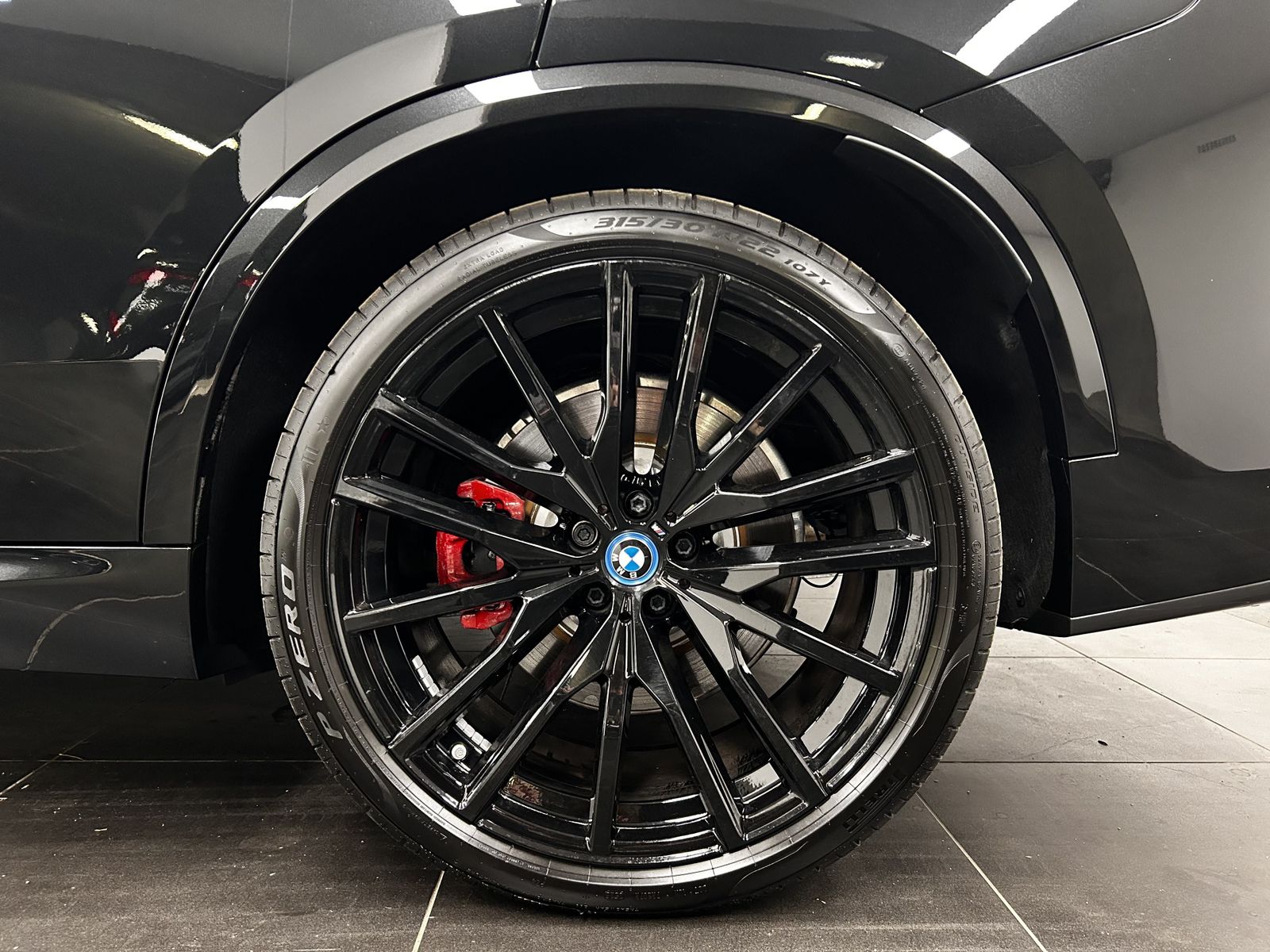 BMW X5 xDrive50e M Sportpaket Pro B&W Pano. AHK DAB