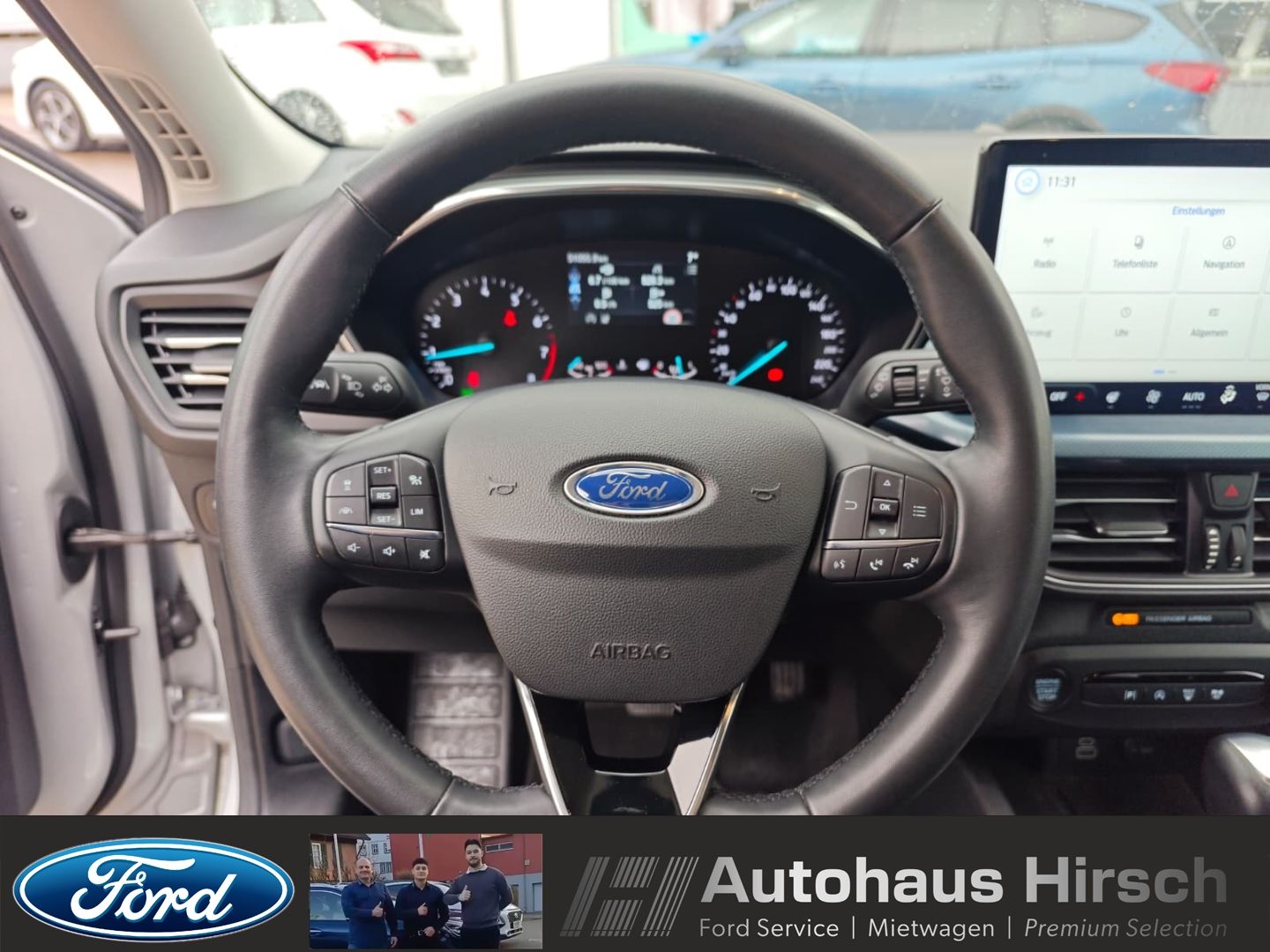 Ford Focus Turnier Active Navi LED ACC Apple CarPlay