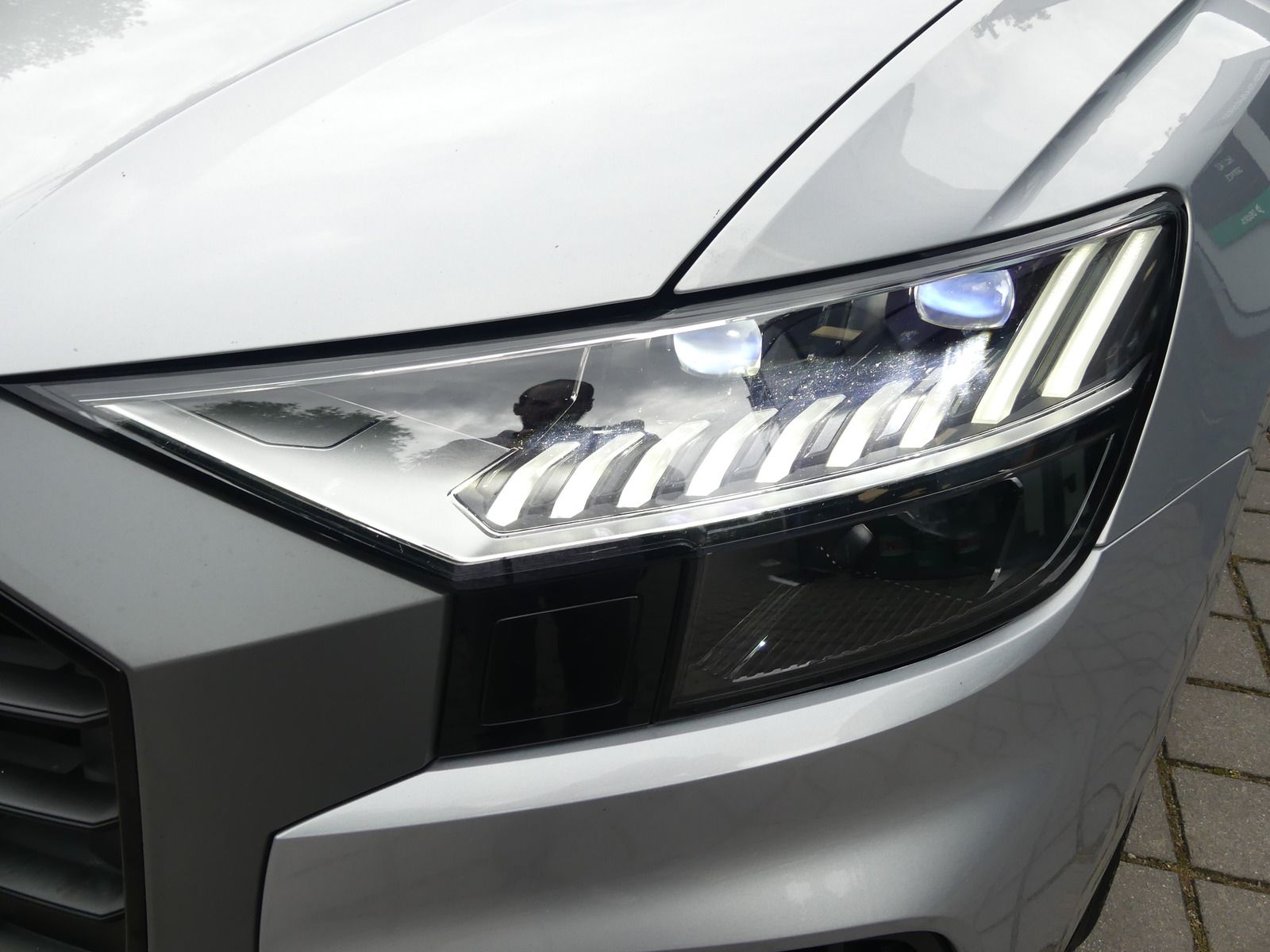 Audi Q8 50 TDI Quattro S Line PANO/MATRIX/AHK/STHZ/AI