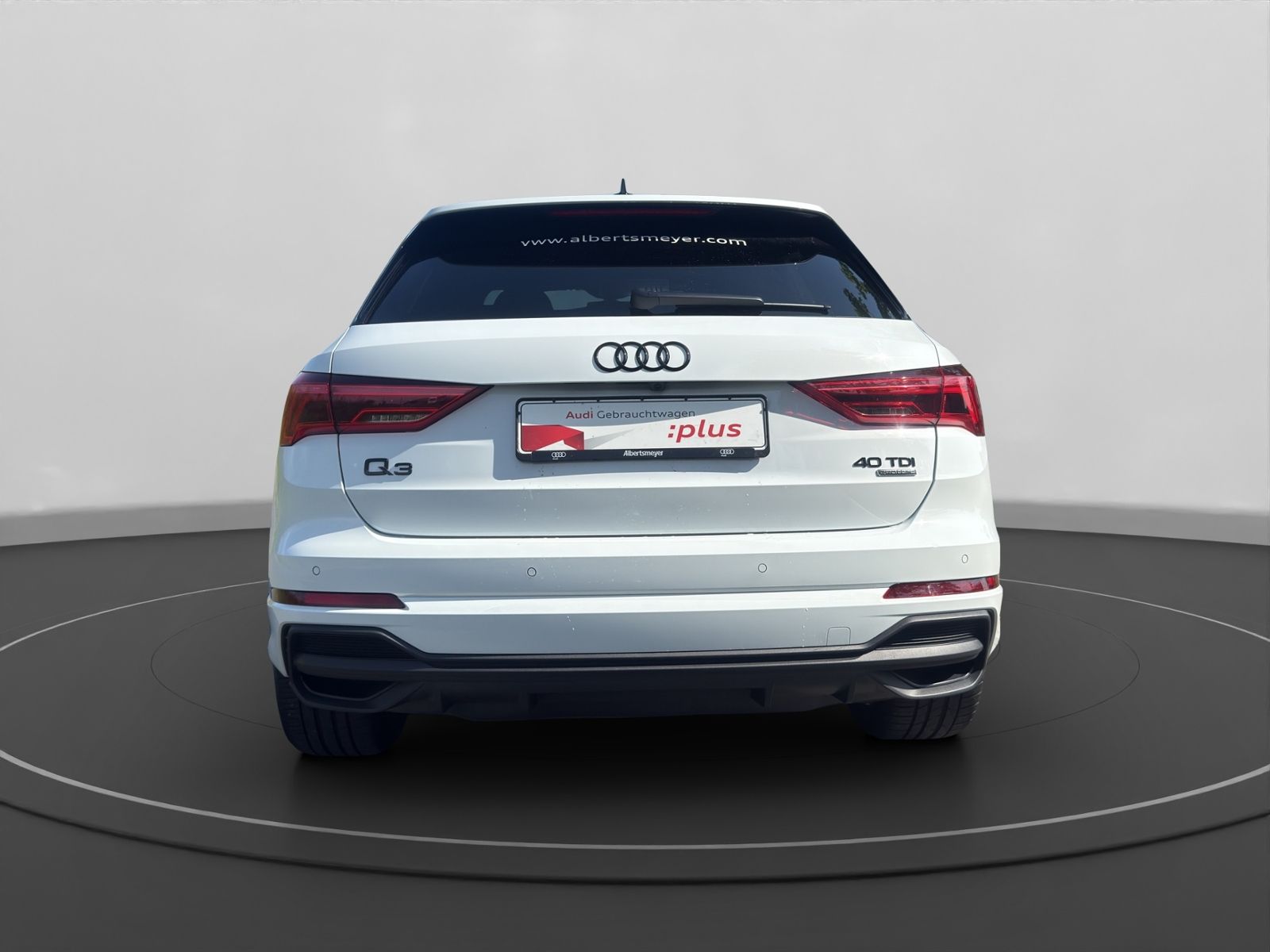 Audi Q3 40 TDI QUATTRO S-LINE+AHK+NAVI+MATRIX