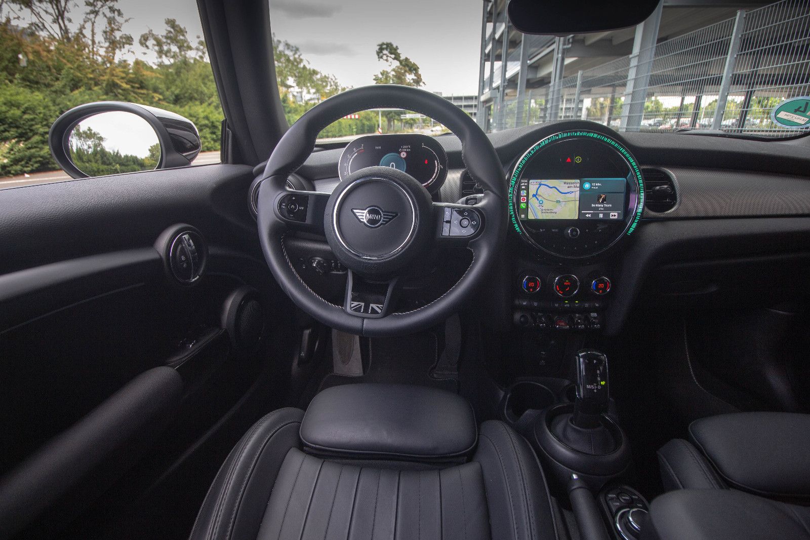 MINI Cooper *Yours Trim* - Samsaru's Car Outlet
