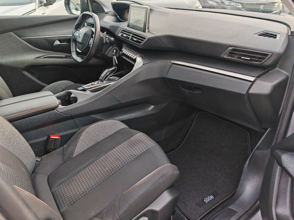Peugeot 5008 BlueHDI 130 EAT8 - Samsaru's Car Outlet