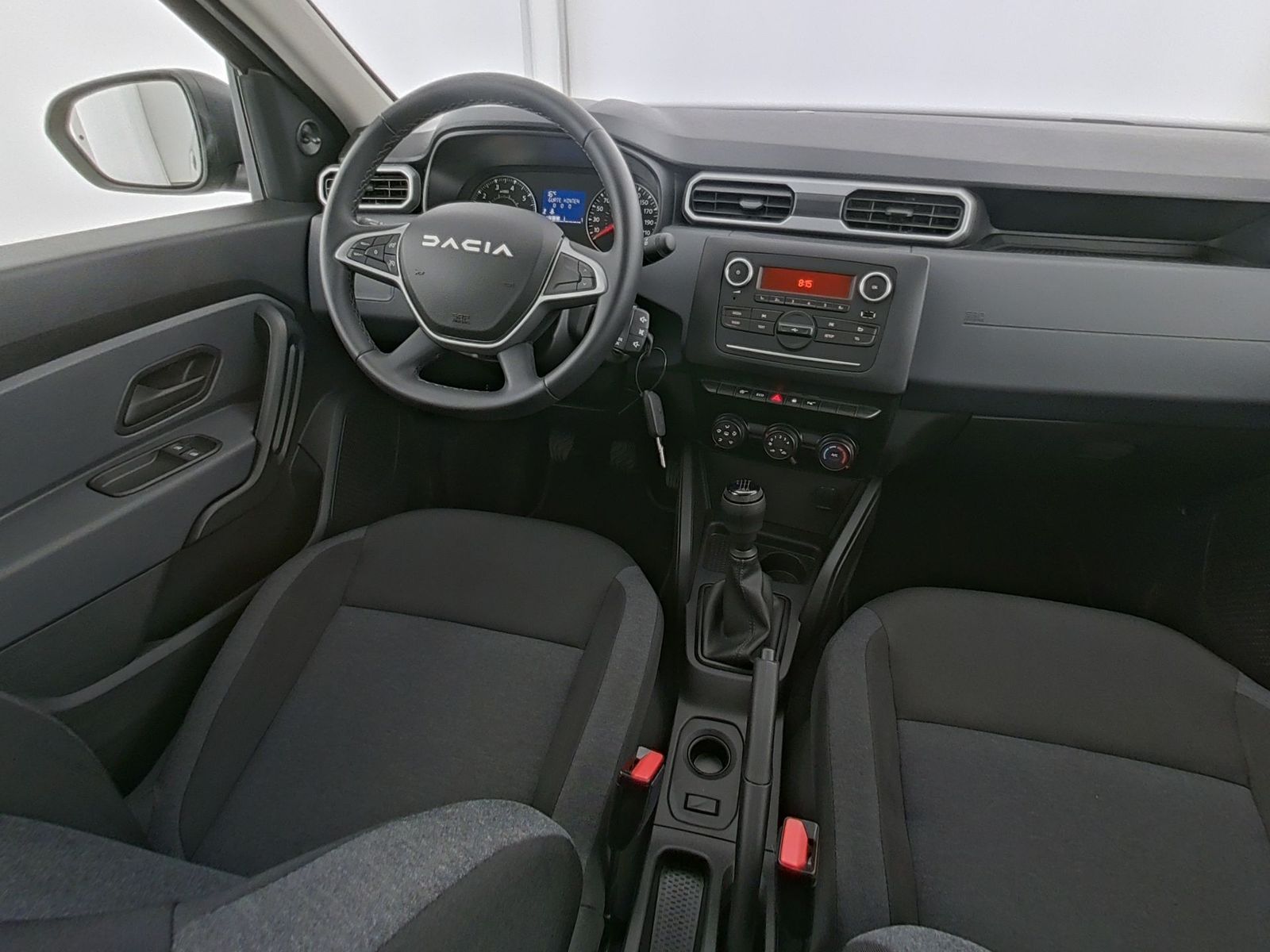 Dacia Duster Essential Dacia Plug - Samsaru's Car Outlet