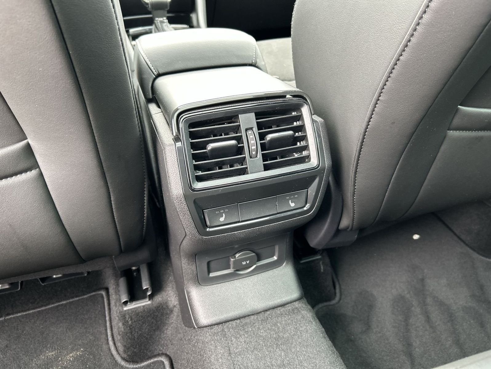 Skoda Karoq 2.0 TSI Sportline Pano Matrix ACC AHK LED