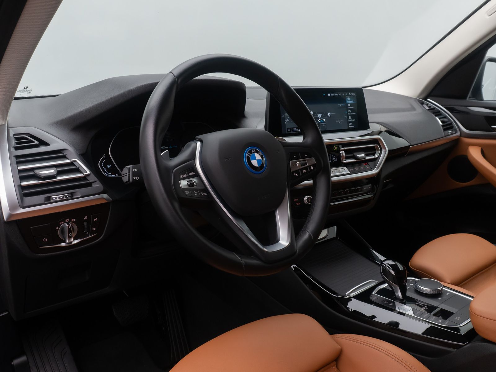 BMW X3 xD30e Alarm HUD DAB Laser Kamera Sport Leder