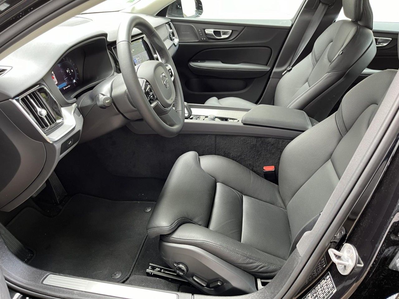 Volvo S60 B4 Benzin Plus Dark Klima Leder