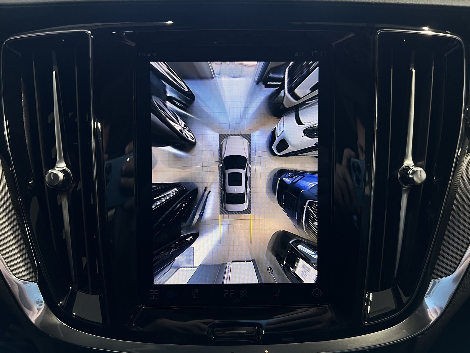 Volvo S60 T8 Polestar Engineered Recharge AWD B&W 360°